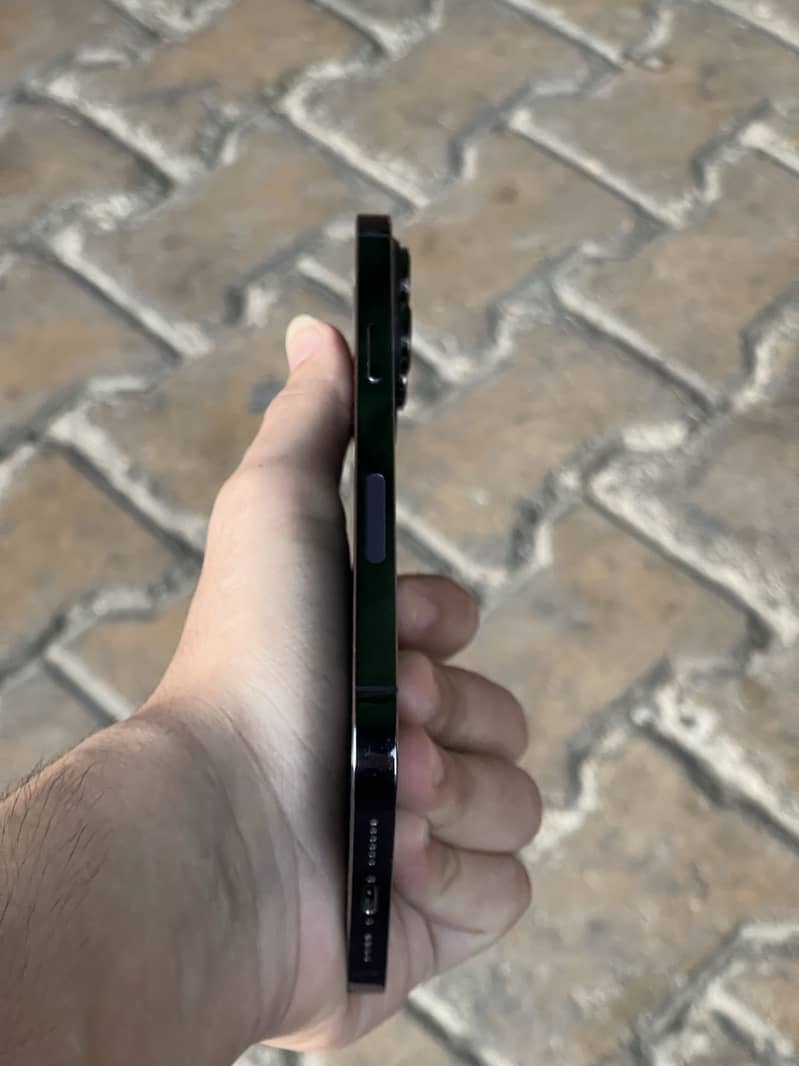Apple iPhone 14 Pro Max 5