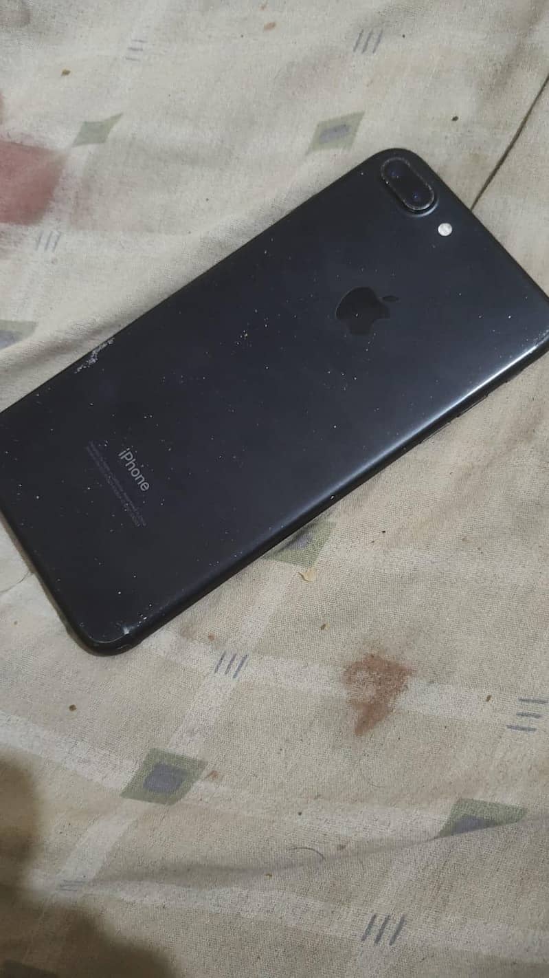 Apple iPhone 7 Plus 2