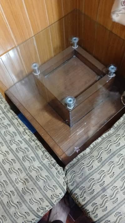 Centre table
