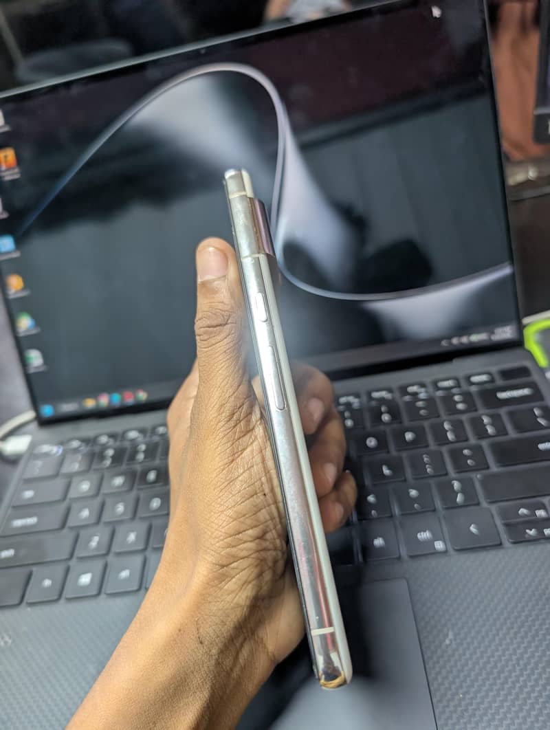 Google Pixel 8 Pro 3