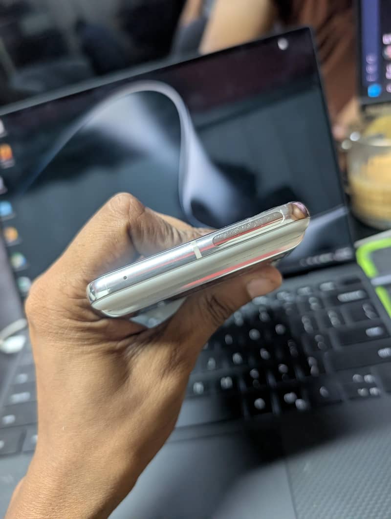 Google Pixel 8 Pro 4