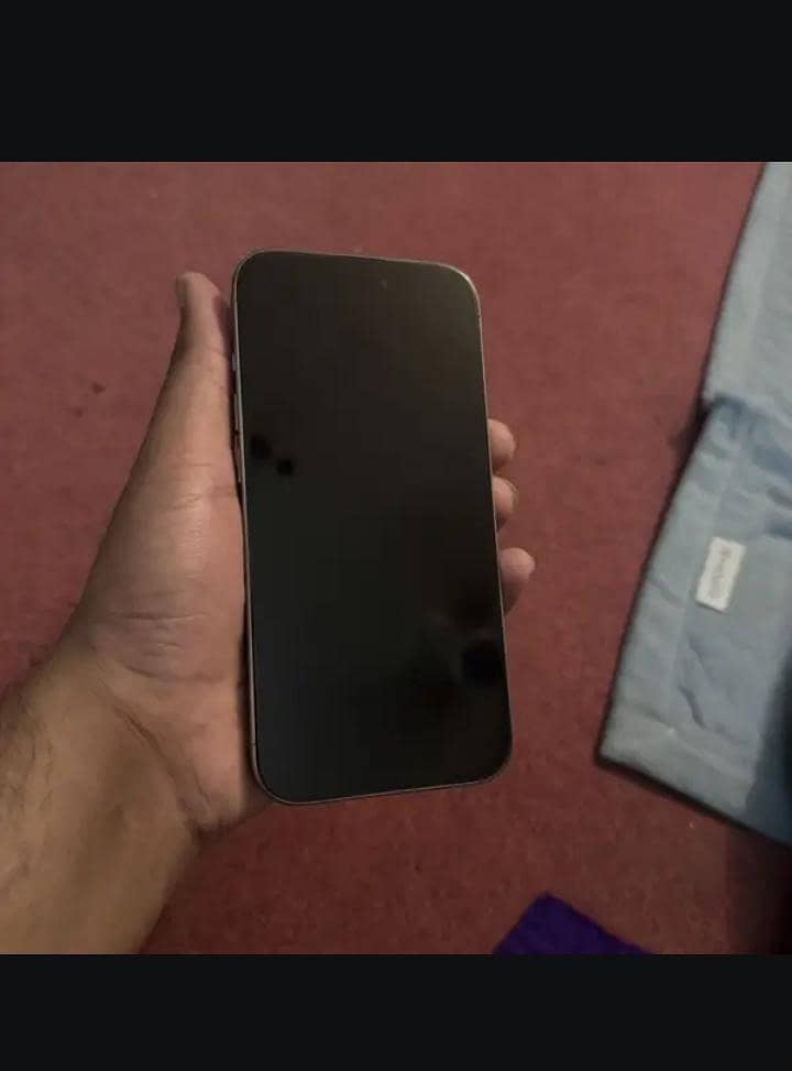 Apple iPhone 15 Pro 1
