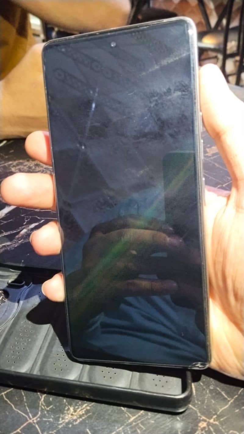 Tecno CAMON 30 7