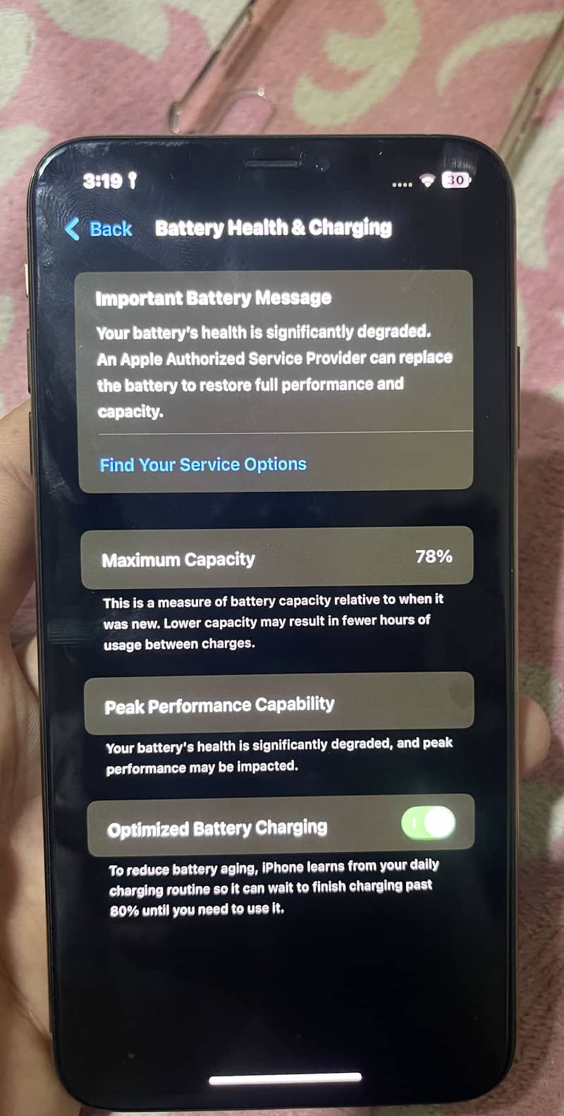 Apple iPhone XS Max 4