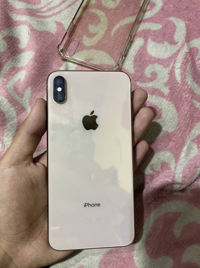 Apple iPhone XS Max 5