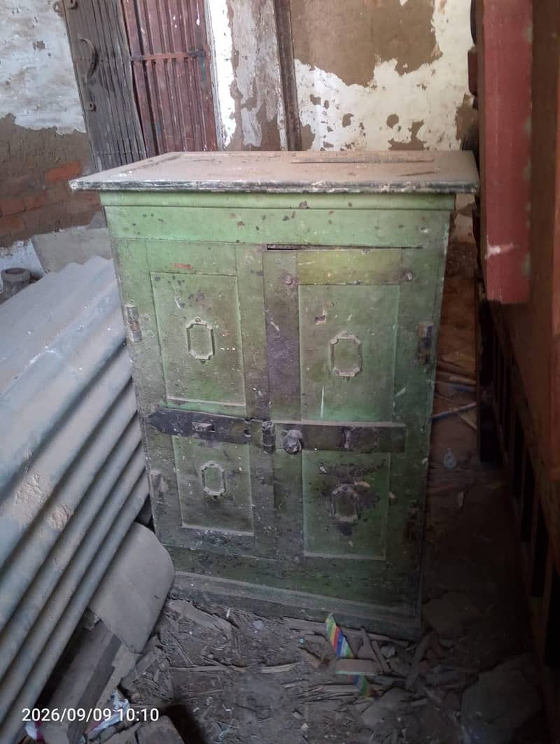 locker 0
