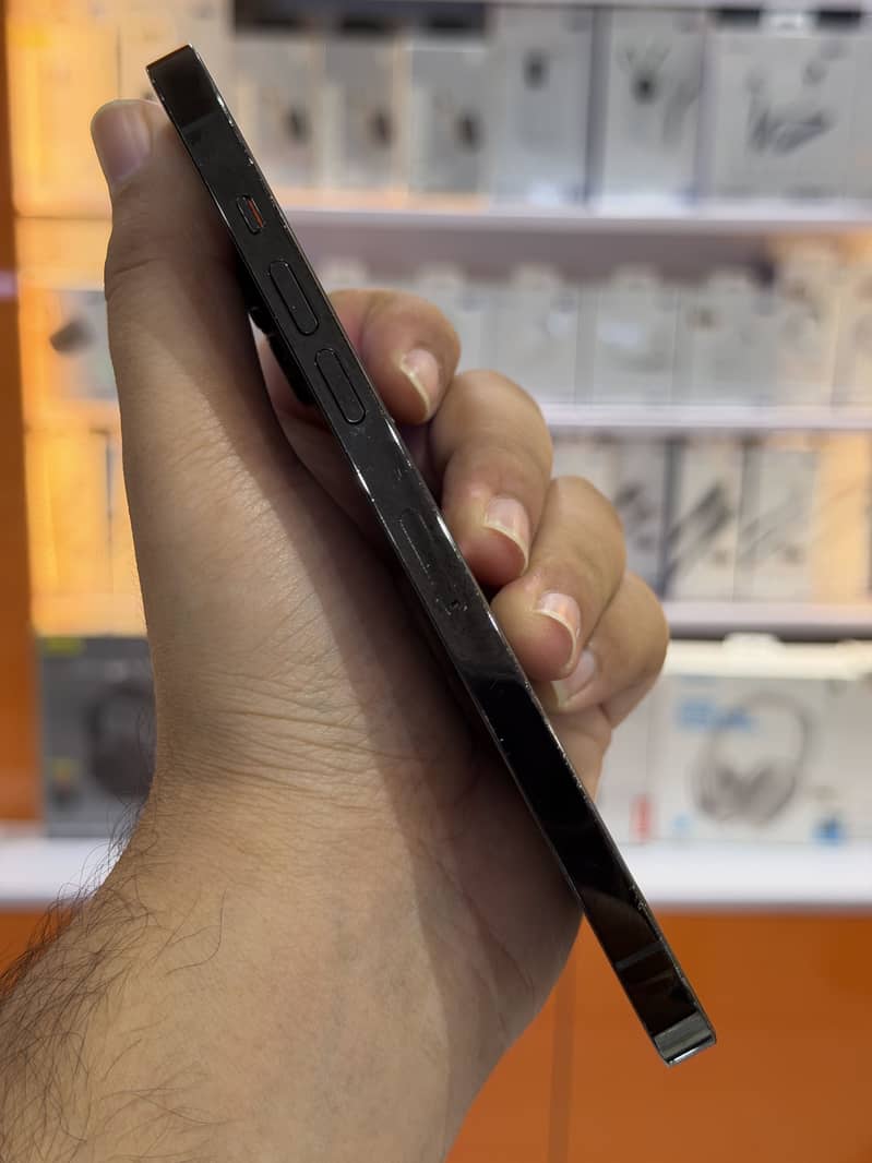 Apple iPhone 14 Pro Max 5