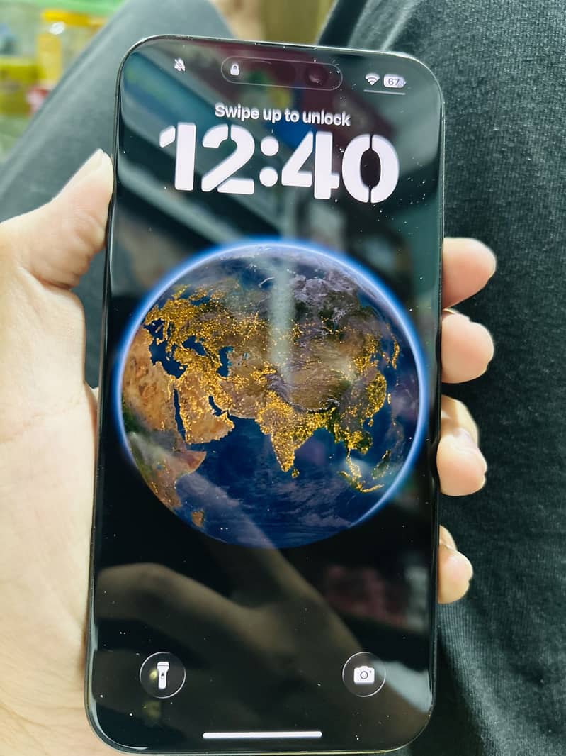 Apple iPhone 15 Pro Max 0