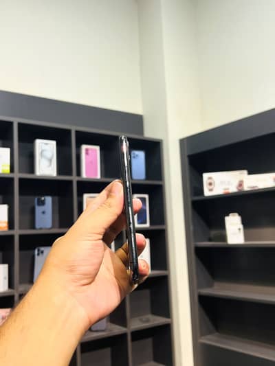 Apple iPhone 11 Pro