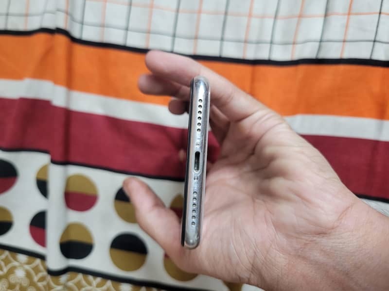 Apple iPhone X 2