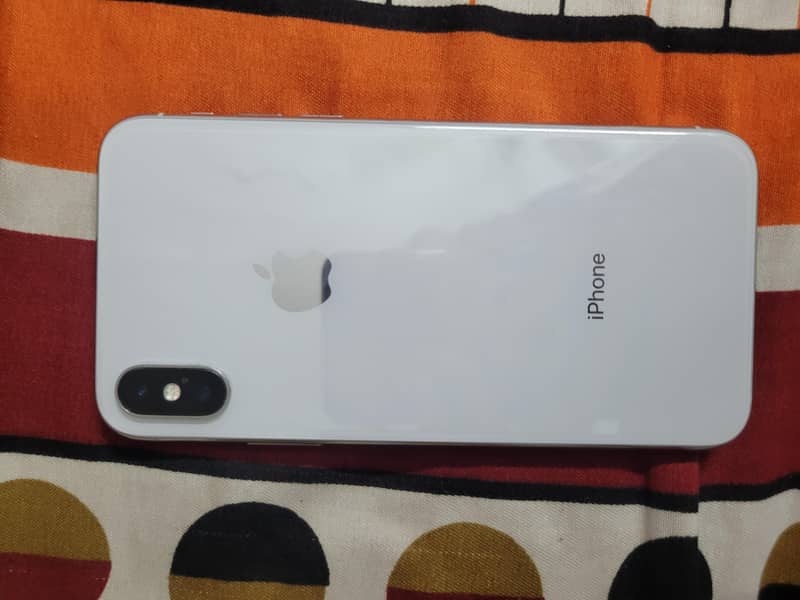Apple iPhone X 3