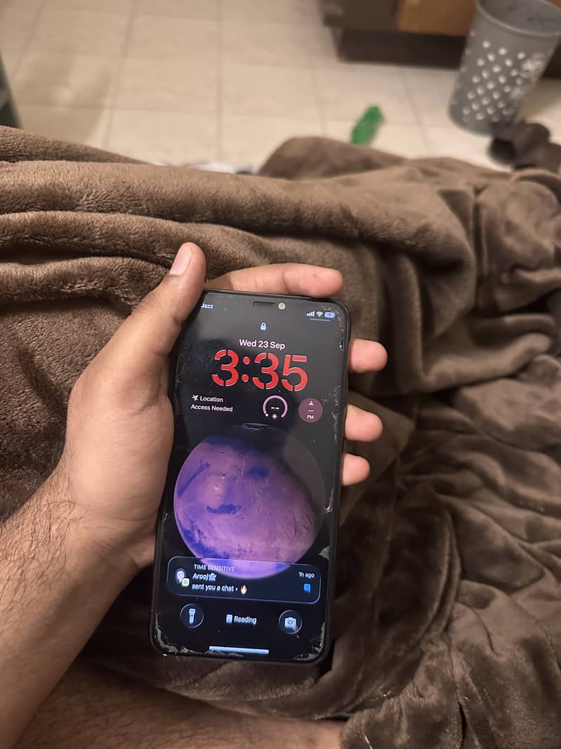 Apple iPhone 11 Pro Max 1