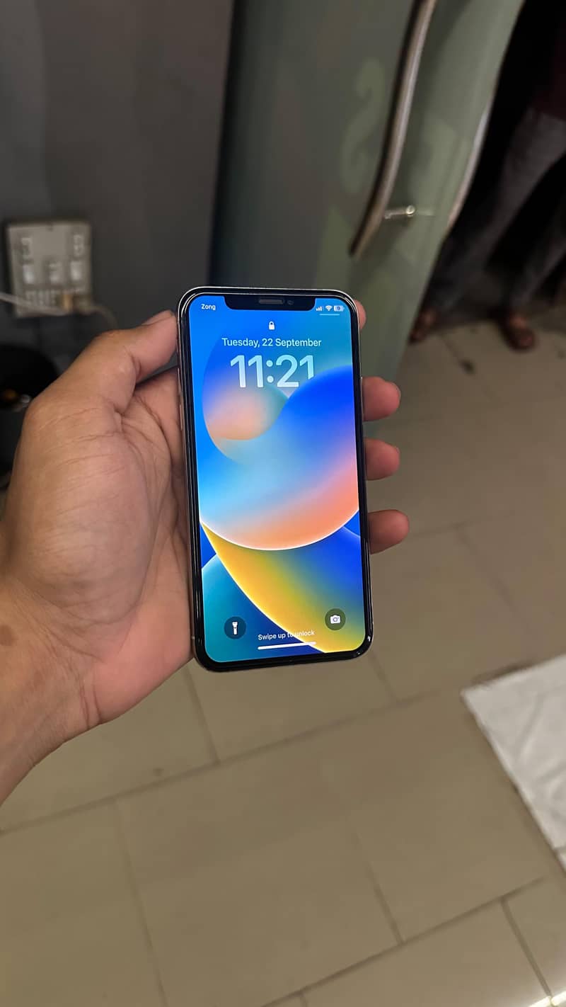Apple iPhone X 1