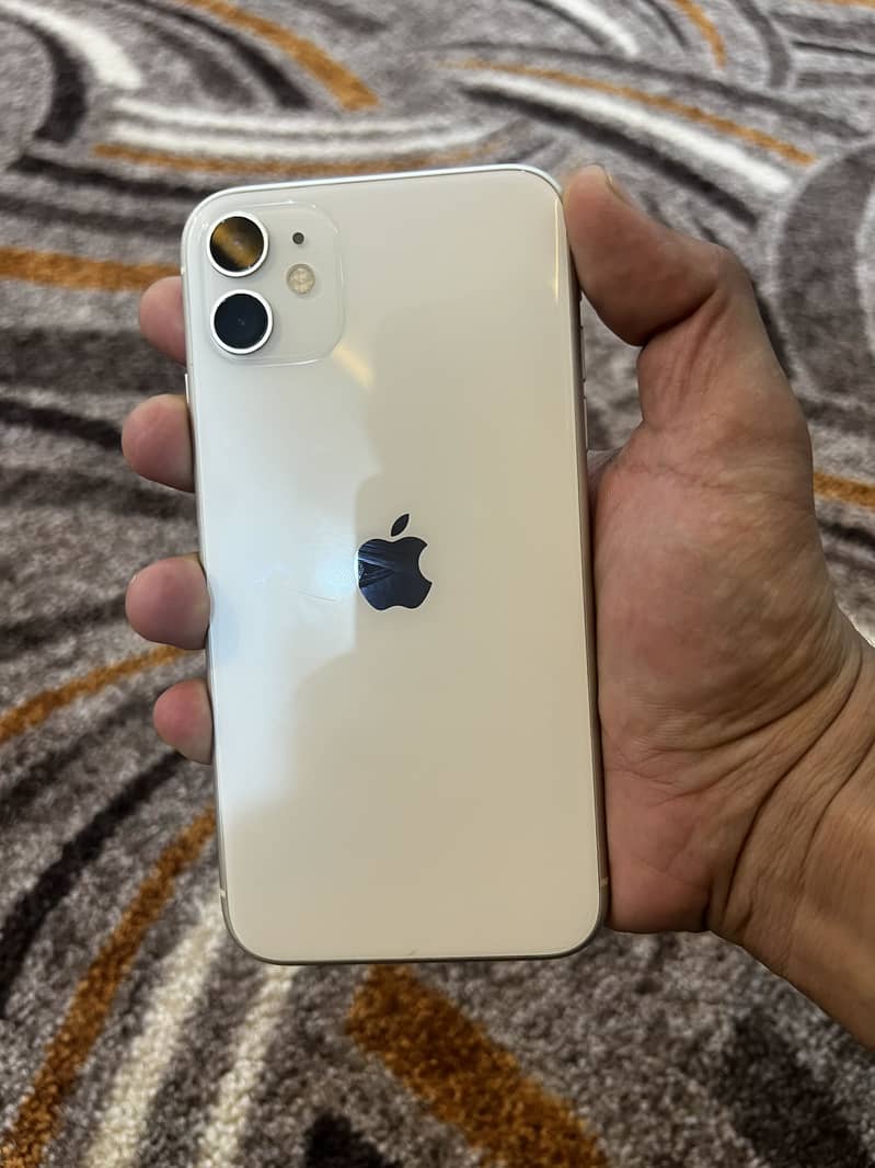 Apple iPhone 11 / 128gb 10/10 0