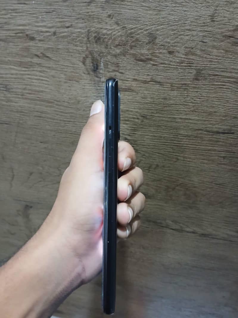 One Plus 9R 3