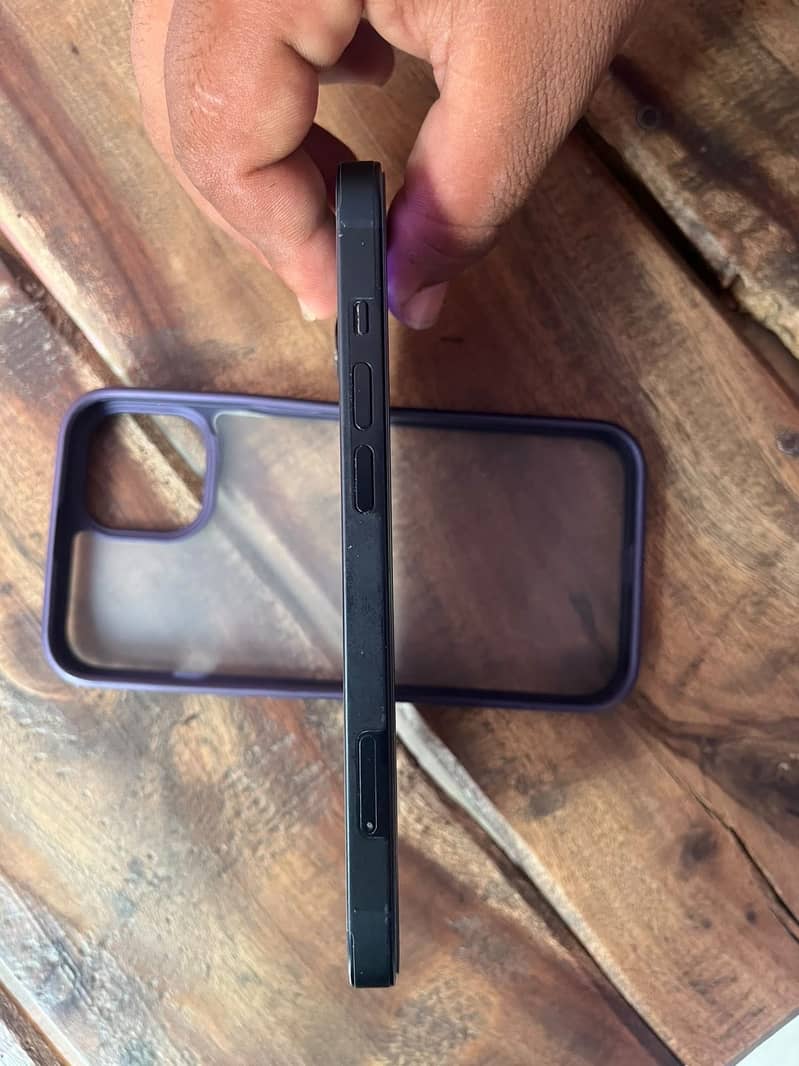 Apple iPhone 14 0