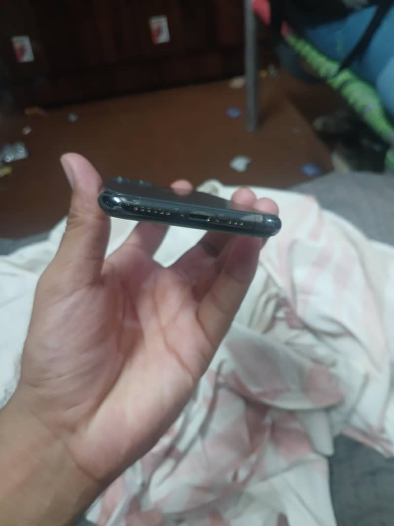 Iphone 11 pro 1