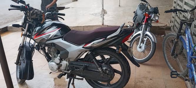 Honda CB125F
