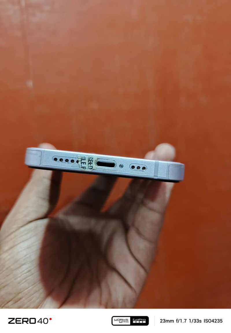 Apple iPhone 14 4