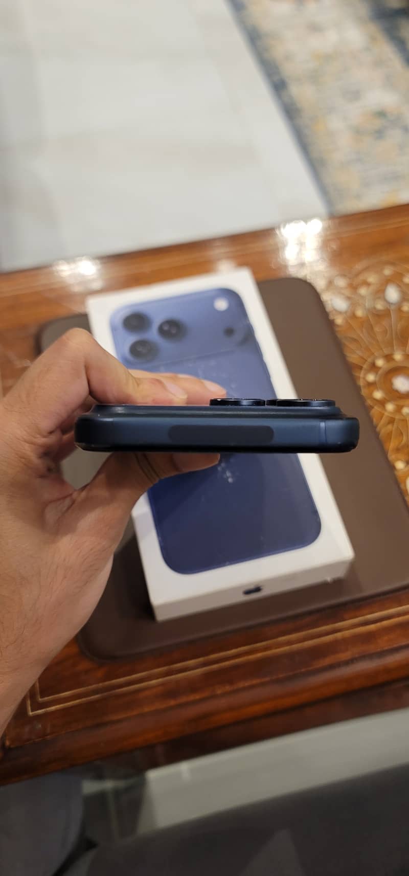 Apple iPhone 17 Pro Max 5