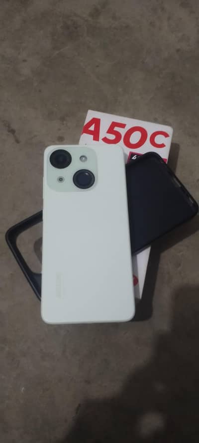 ITEL A50c 4 32 with box