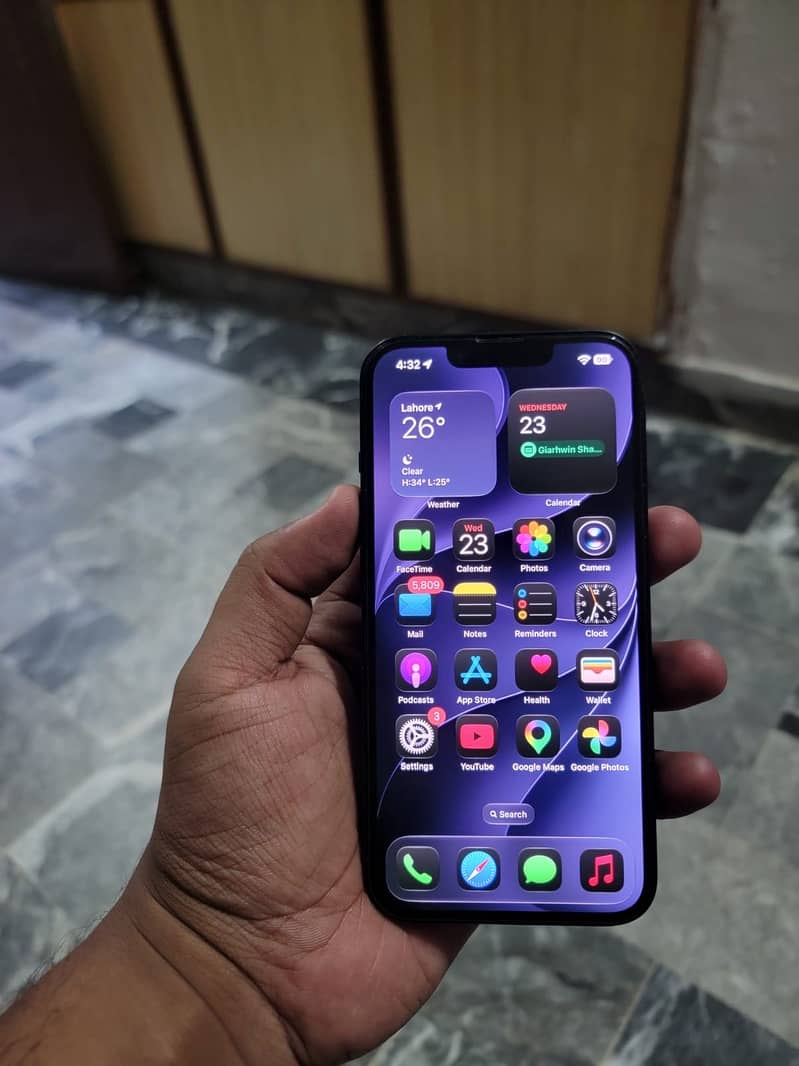 iPhone 14 With Box 3