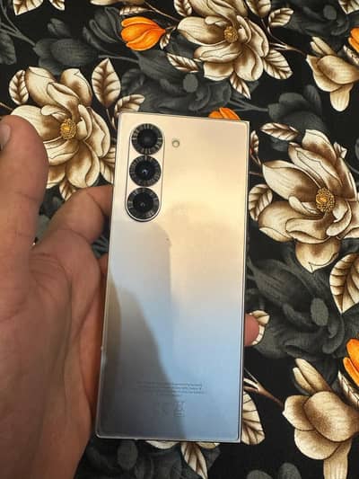 Samsung Mobile Z Fold 5