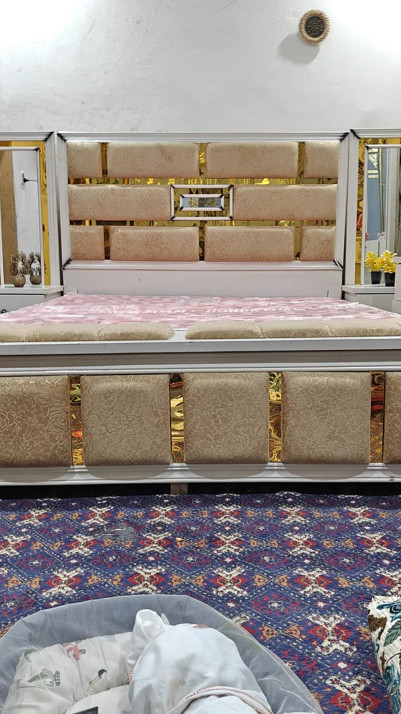 Bad +Drasing Table + 2 Side Table  Offer  Price 0