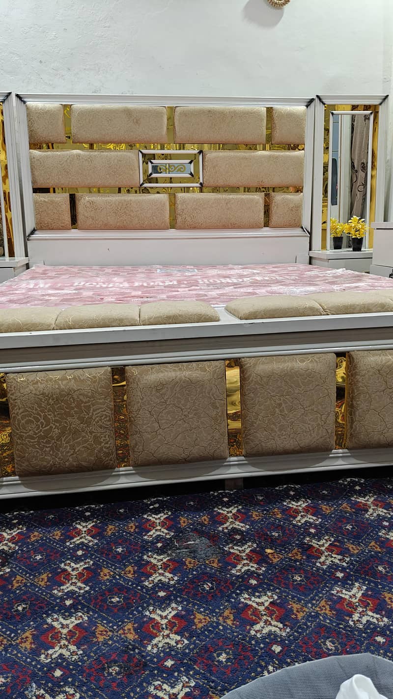 Bad +Drasing Table + 2 Side Table  Offer  Price 10