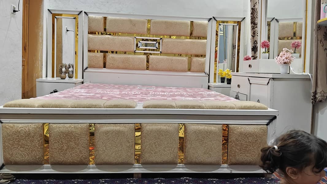Bad +Drasing Table + 2 Side Table  Offer  Price 11