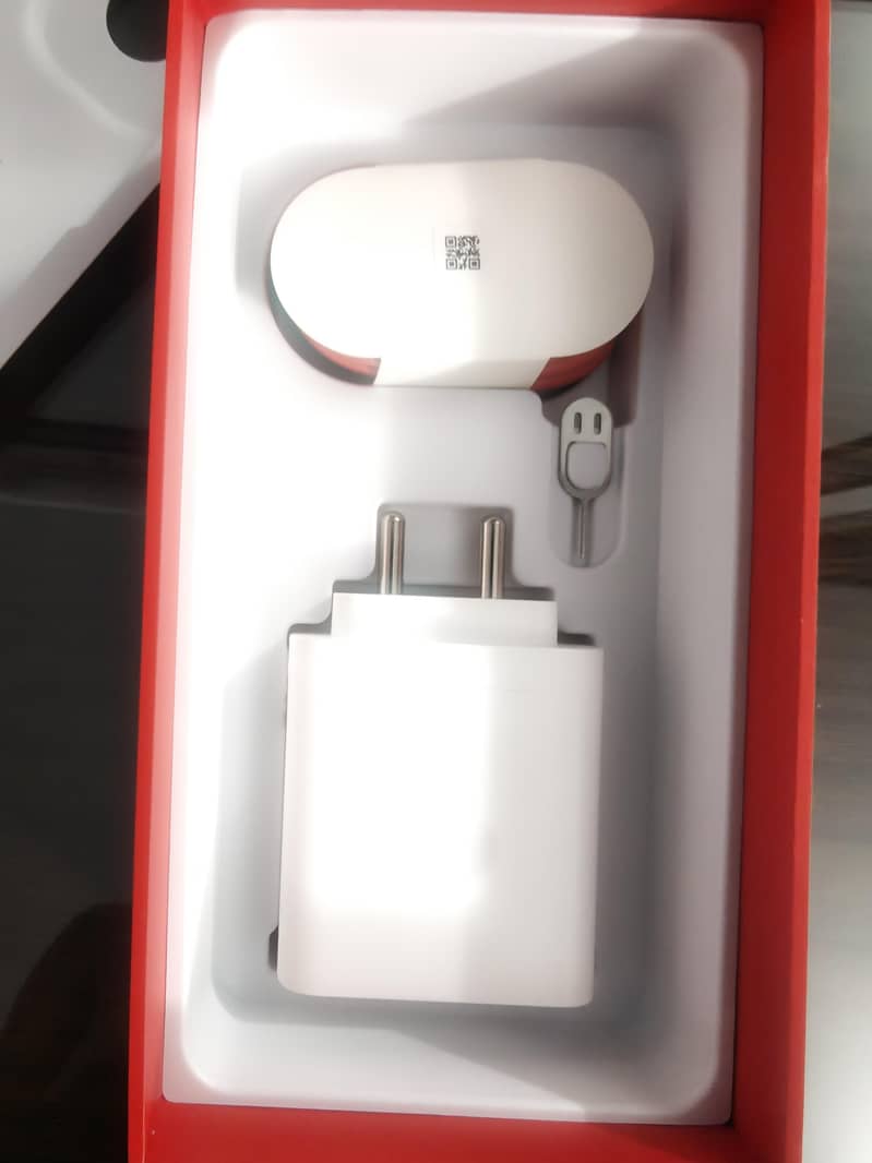 OnePlus 13S 3