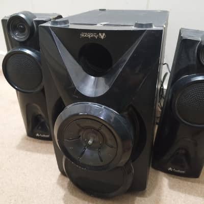 speakers