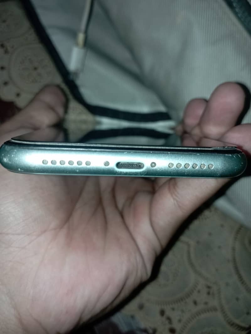 Apple iPhone 11 1