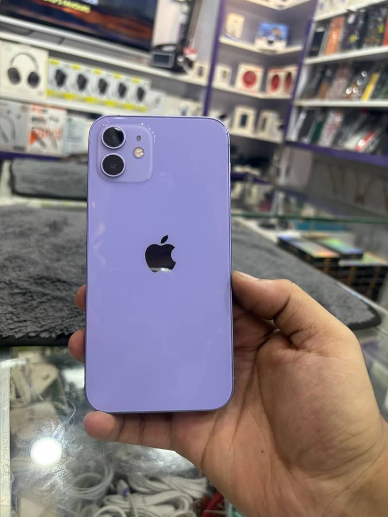 Apple iPhone 12 1