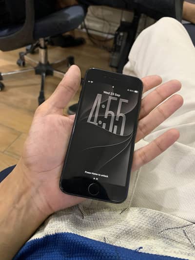 Apple iPhone SE 2020