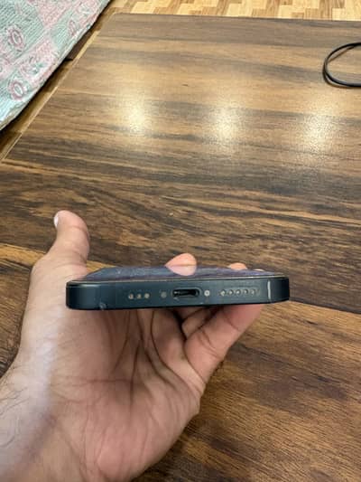 Apple iPhone 14