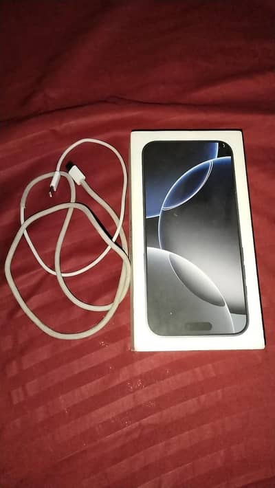 iPhone 16 Pro Max(256GB)Non-pta|10/10 mint condition|98% BH(196 cycles