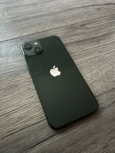 Apple iPhone 13