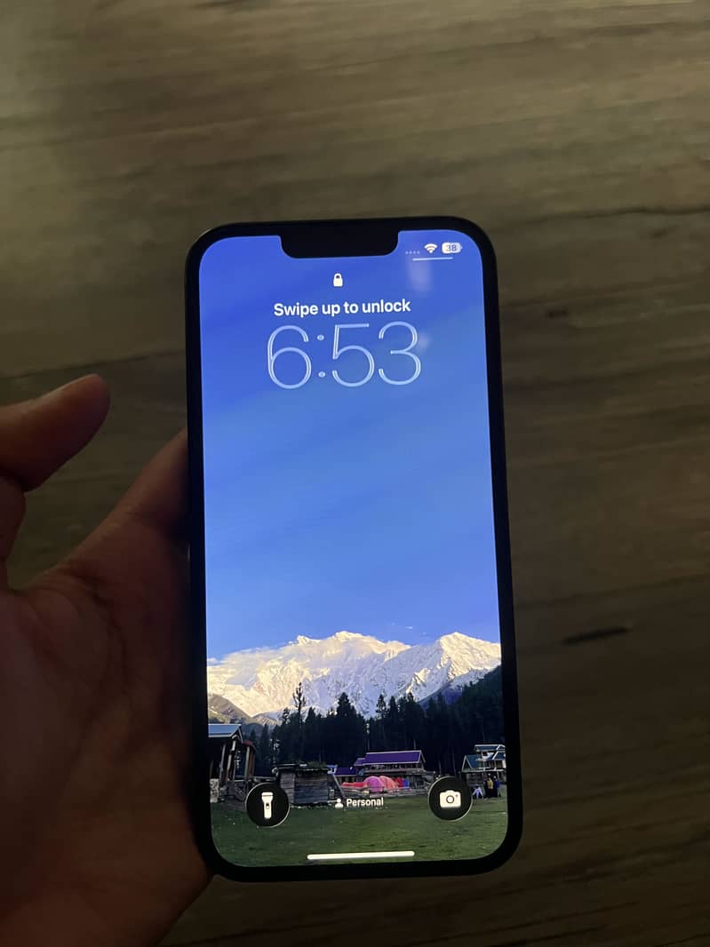 Apple iPhone 13 1