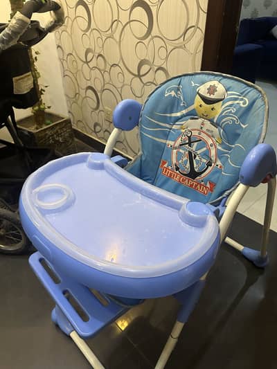 Baby high chair 9/10