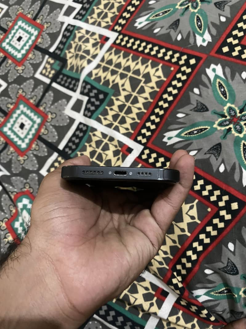 iphone 14 pro max 4