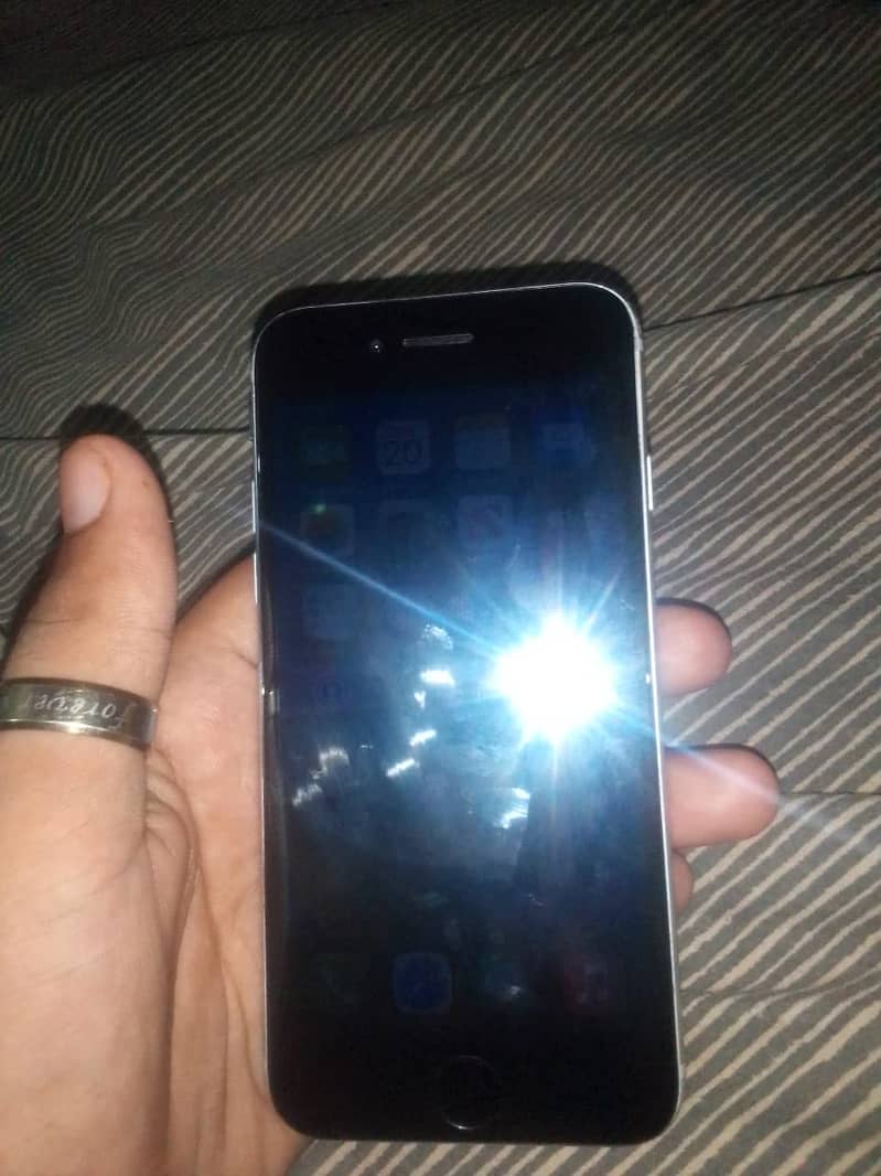 Apple iPhone 8 2