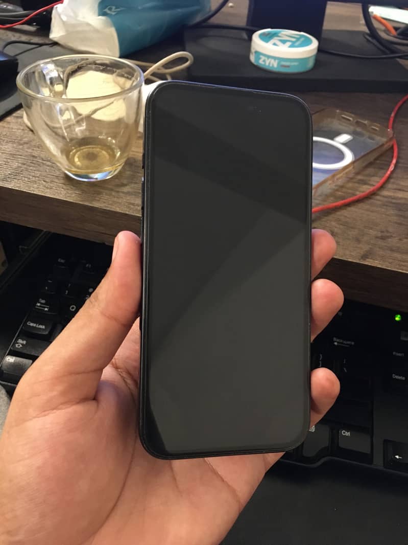 Apple iPhone 15 Pro 3