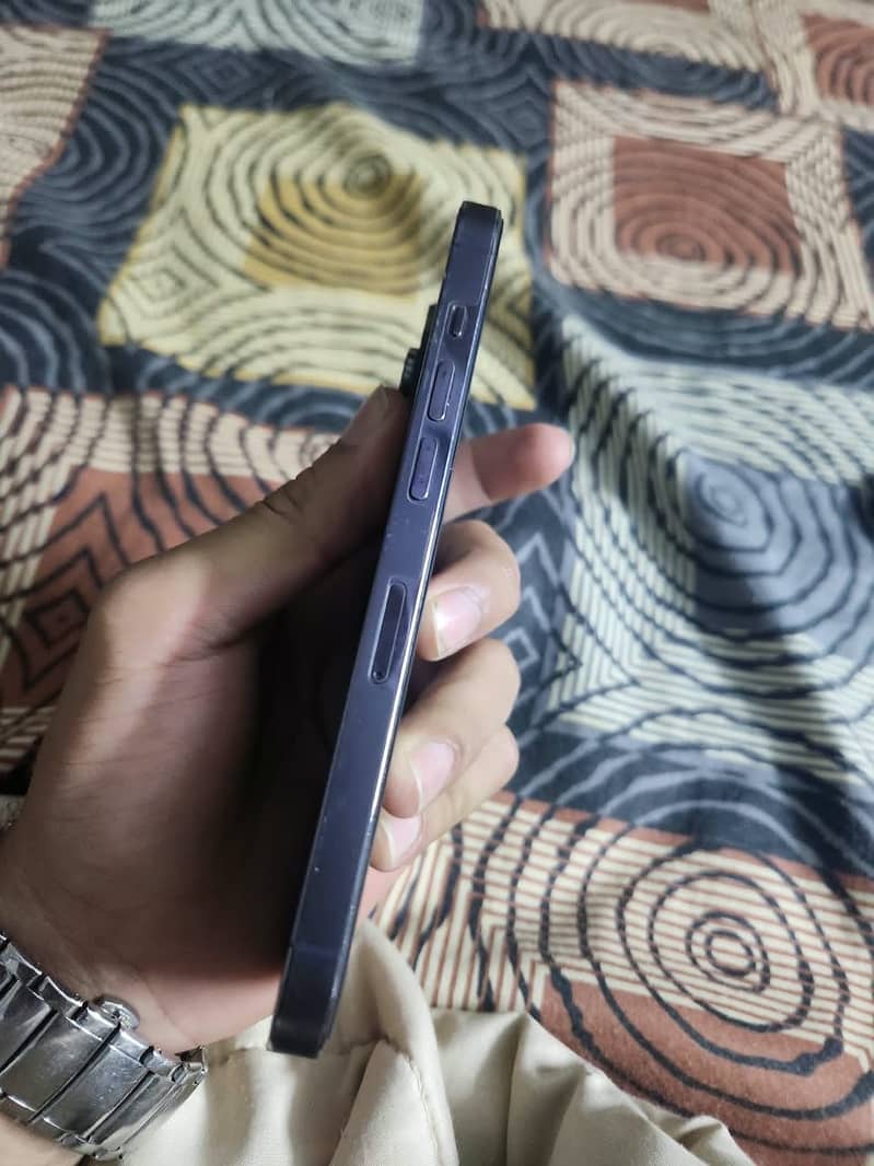 Apple iPhone 14 Pro 1