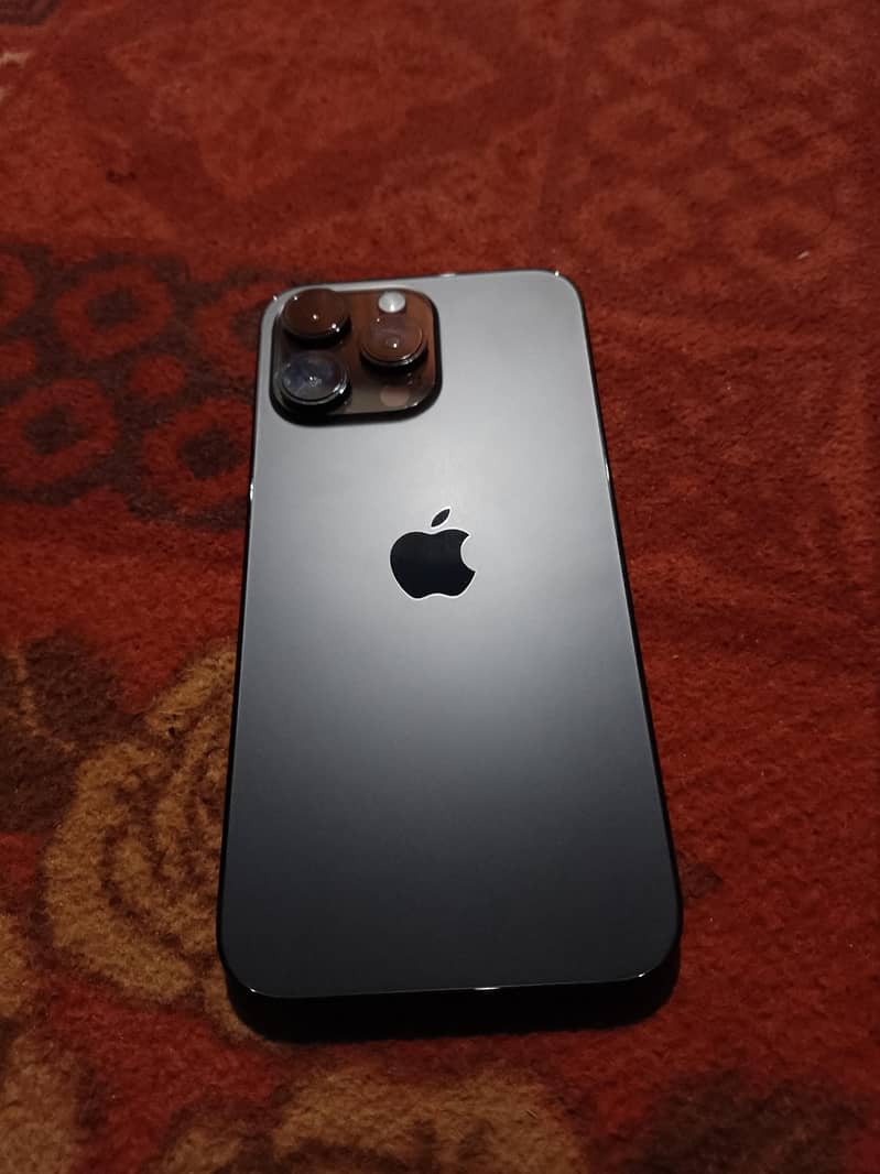 Apple iPhone 14 Pro Max 2