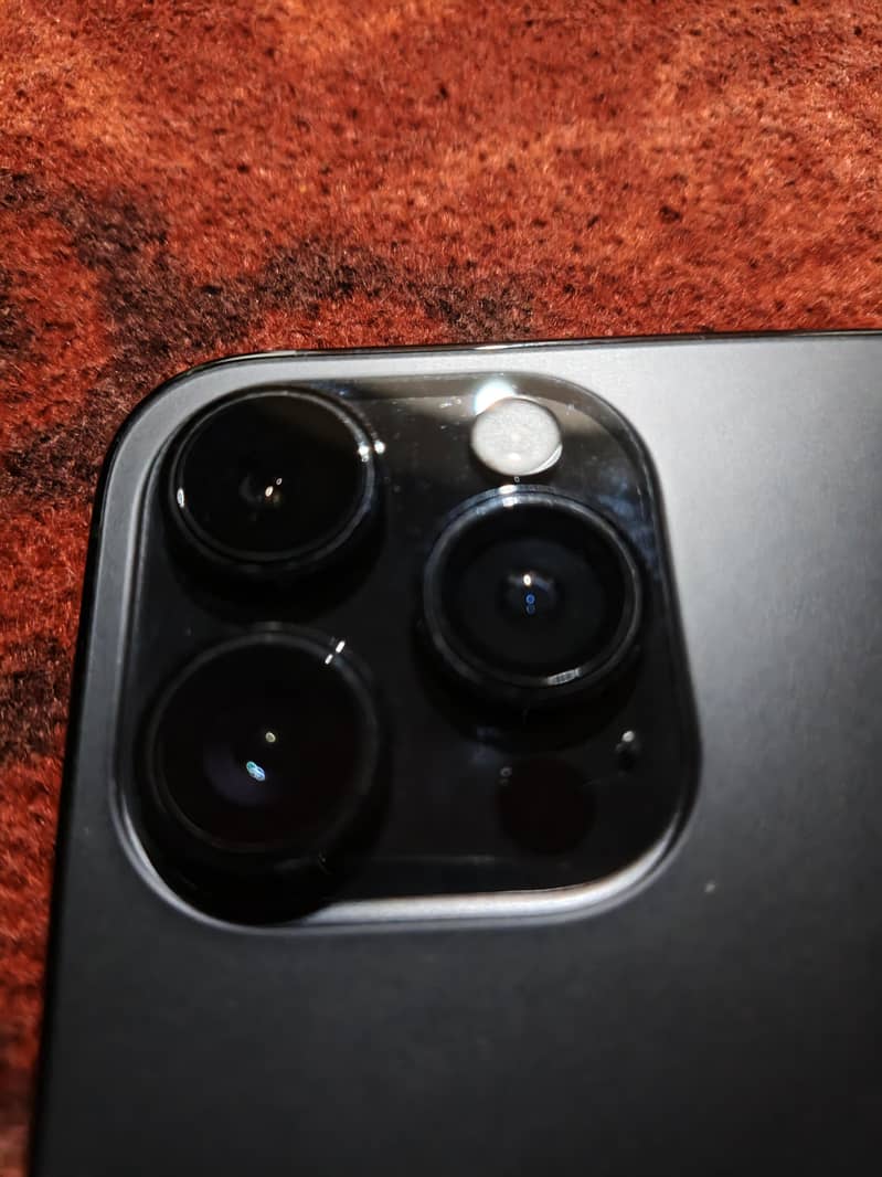 Apple iPhone 14 Pro Max 3