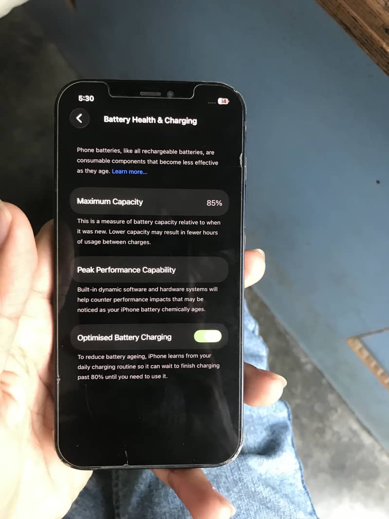 Apple iPhone 12 7