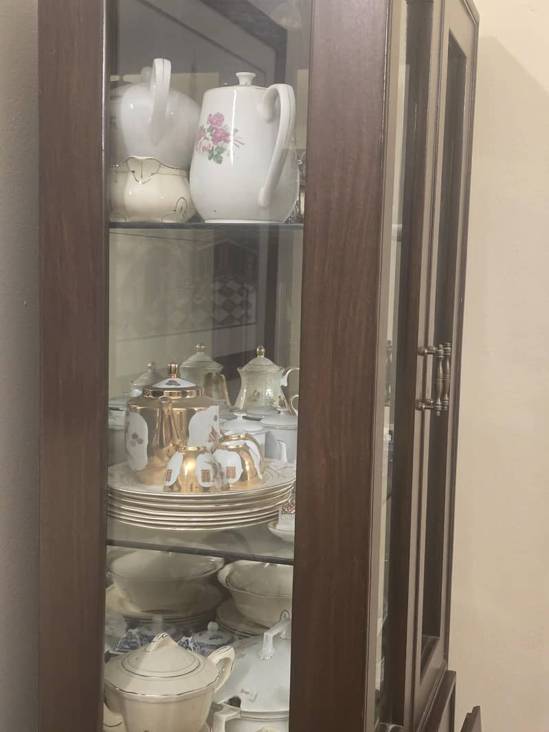Dining cupboards 9