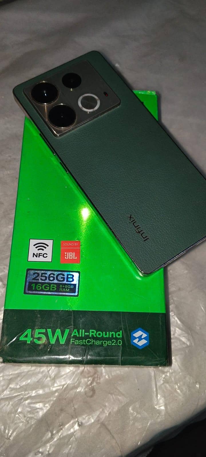 Infinix Note 40 5
