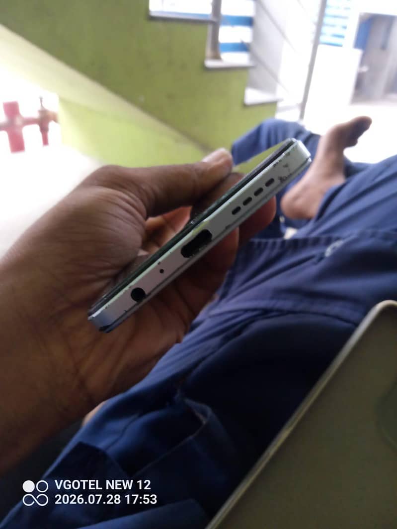Infinix Note 12 8